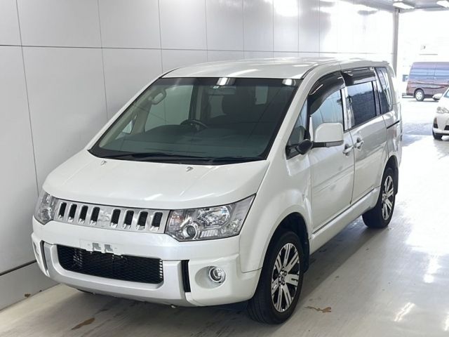 86 MITSUBISHI DELICA D5 CV5W 2012 г. (KCAA Yamaguchi)